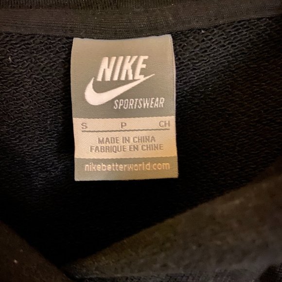 Nike Black Hoodie with Leather Shoulder Panels - Picture 4 of 5